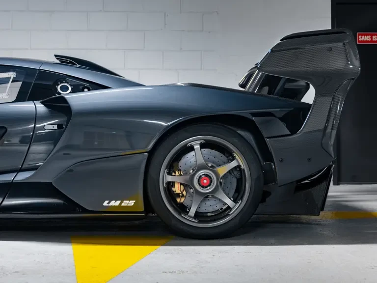 2020 McLaren Senna - Image 31 of 31