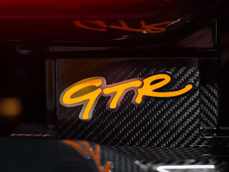 2020 McLaren Senna - Image 12 of 31