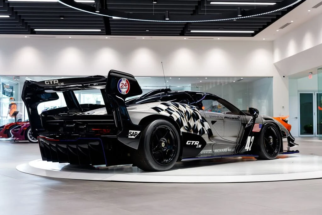 2020 McLaren Senna - Image 23 of 31