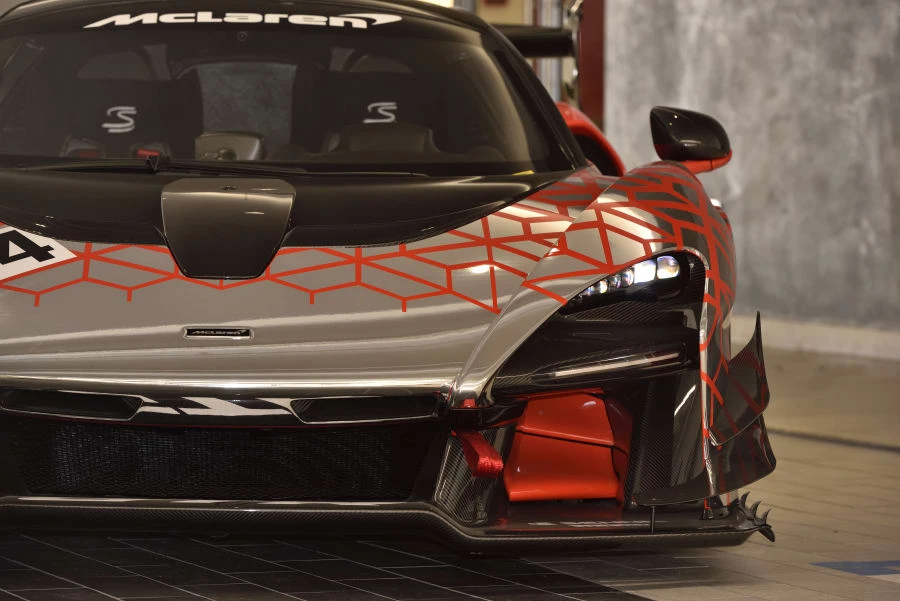 2020 McLaren Senna - Image 17 of 31