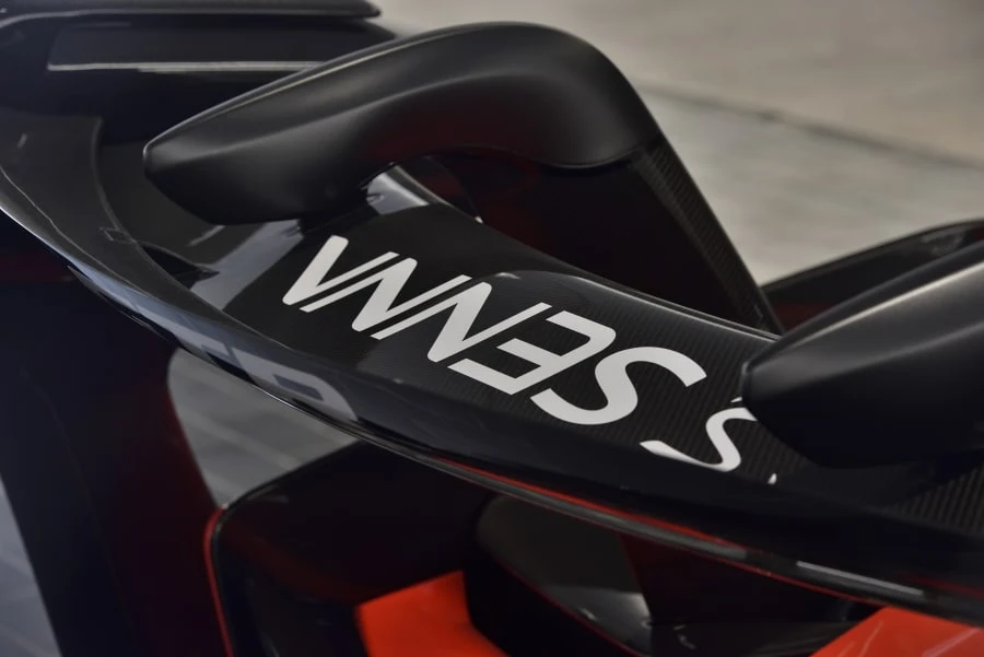 2020 McLaren Senna - Image 27 of 31
