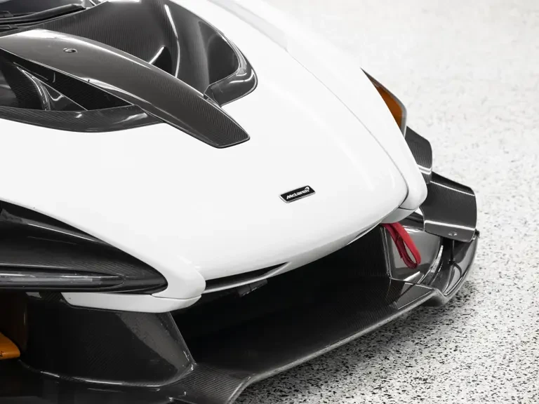 2020 McLaren Senna - Image 31 of 31
