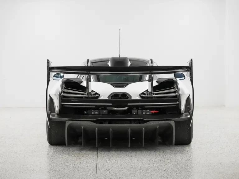 2020 McLaren Senna - Image 8 of 31