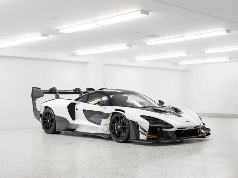 2020 McLaren Senna - Image 2 of 31