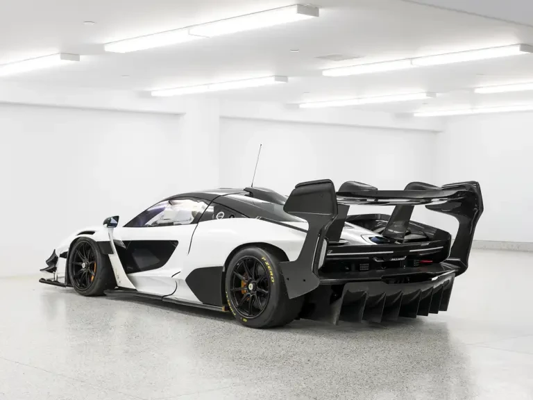 2020 McLaren Senna - Image 3 of 31