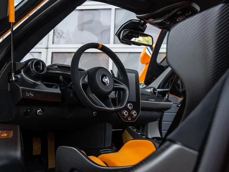 2020 McLaren Senna - Image 28 of 31