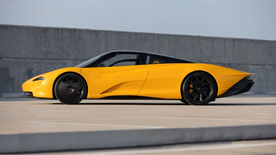 2020 McLaren Speedtail - Image 2 of 31