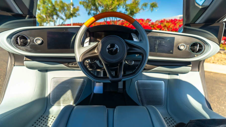 2020 McLaren Speedtail - Image 30 of 31