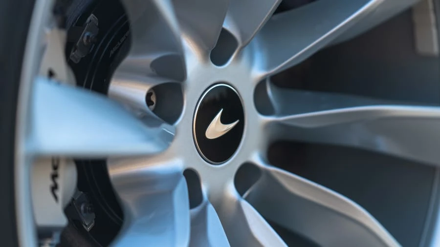 2020 McLaren Speedtail - Image 19 of 31