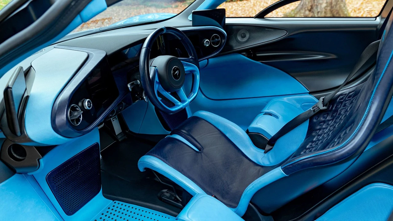 2020 McLaren Speedtail - Image 15 of 31