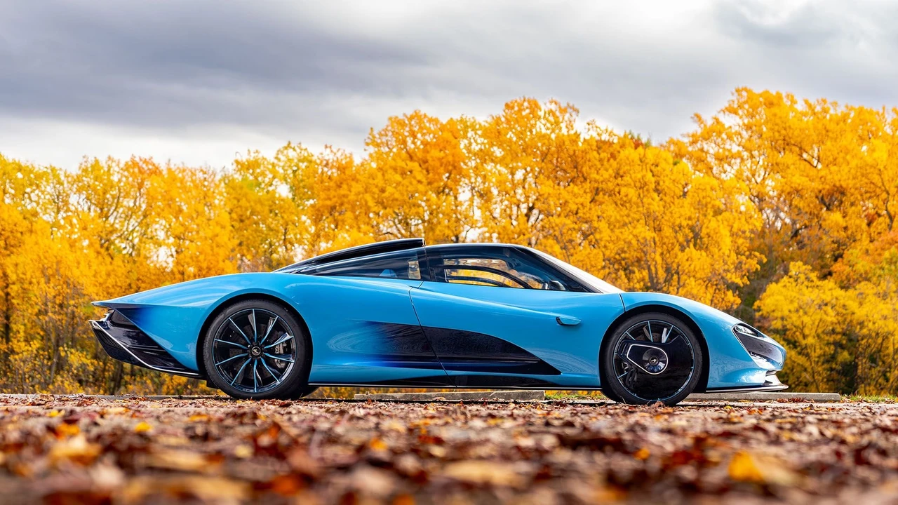 2020 McLaren Speedtail - Image 2 of 31