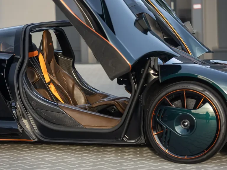 2020 McLaren Speedtail - Image 27 of 31
