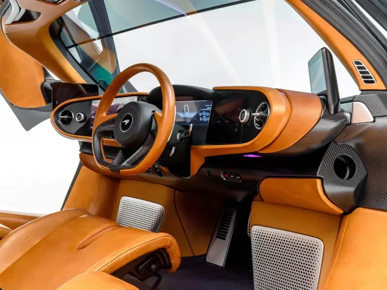 2020 McLaren Speedtail - Image 4 of 31