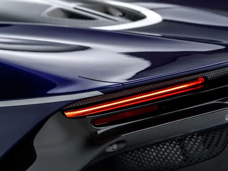 2020 McLaren Speedtail - Image 18 of 31