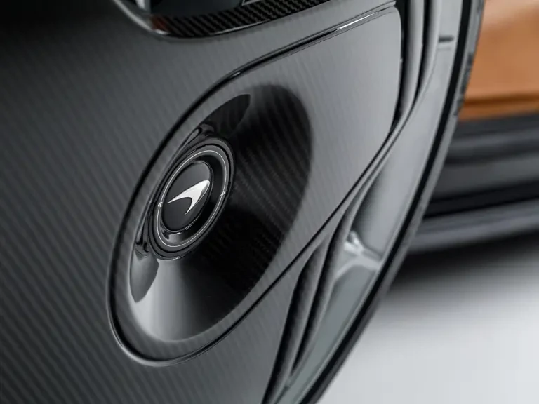 2020 McLaren Speedtail - Image 28 of 31