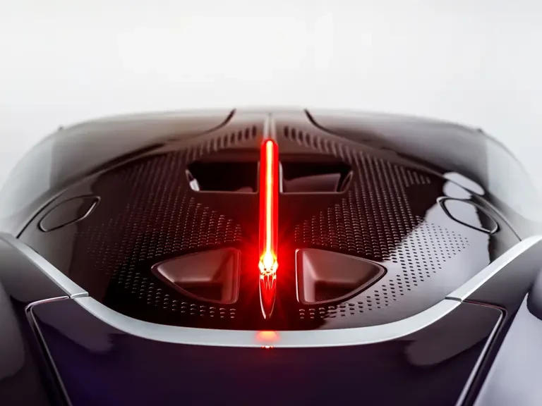 2020 McLaren Speedtail - Image 23 of 31
