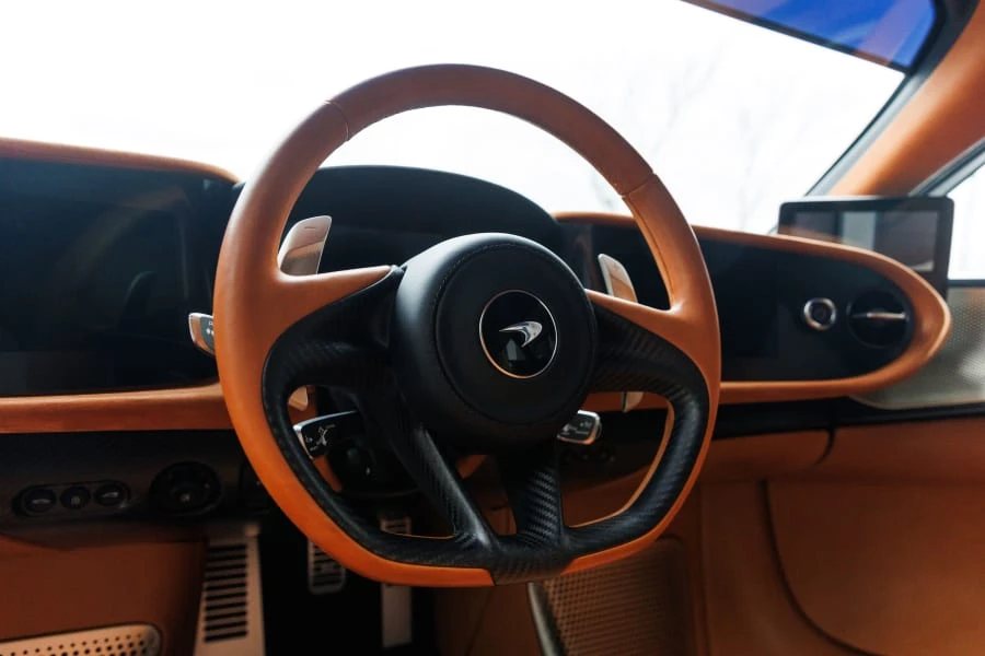 2020 McLaren Speedtail - Image 28 of 31