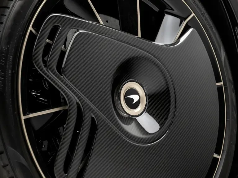 2020 McLaren Speedtail - Image 29 of 31
