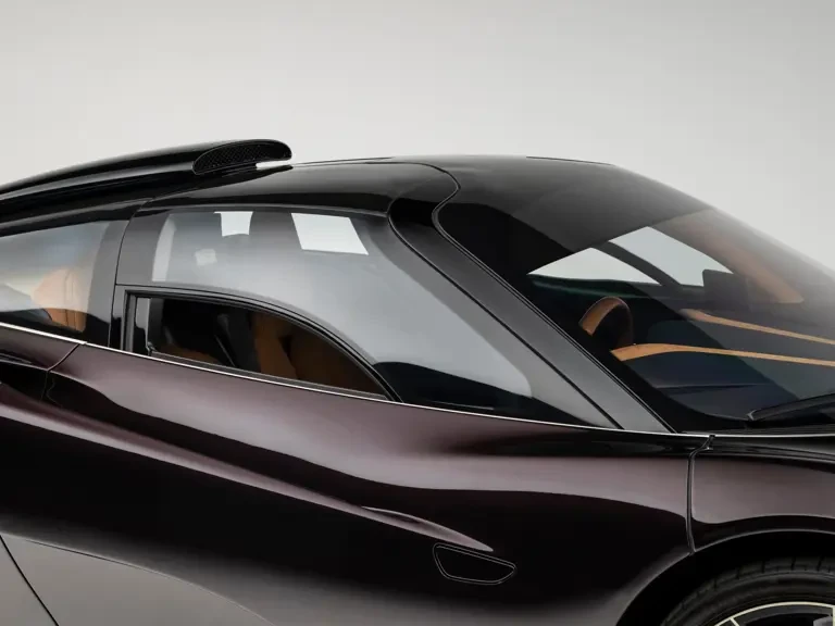 2020 McLaren Speedtail - Image 19 of 31