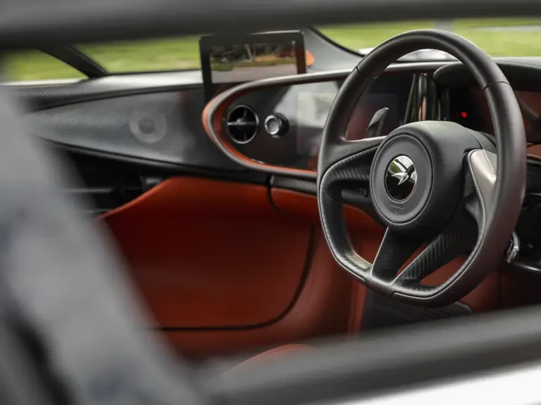 2020 McLaren Speedtail - Image 15 of 31