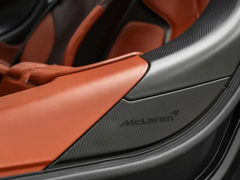 2020 McLaren Speedtail - Image 23 of 31