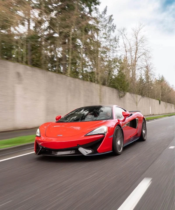 2020 McLaren 570S - Image 3 of 4