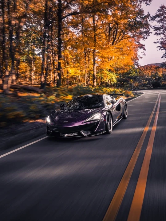 2020 McLaren 570S - Image 3 of 5