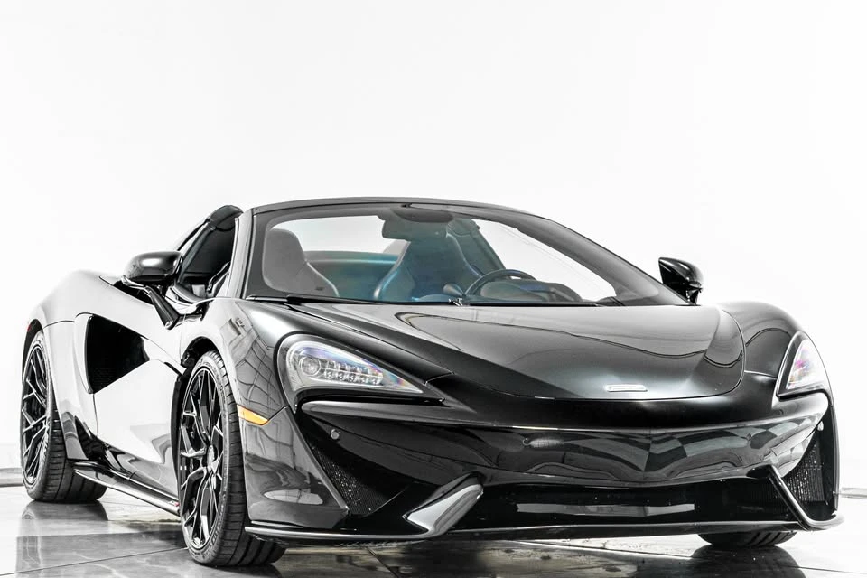 2020 McLaren 570S - Image 2 of 16