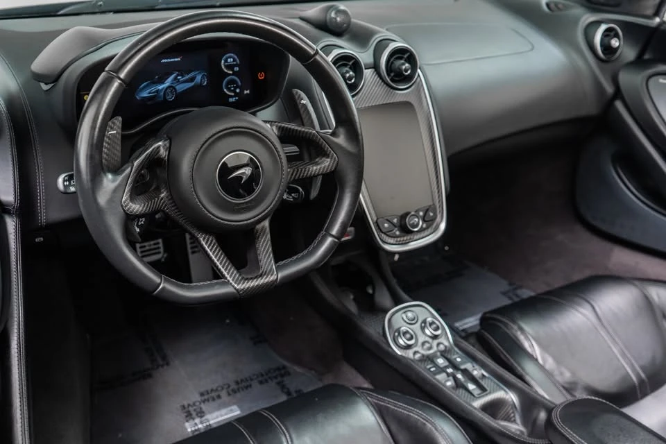 2020 McLaren 570S - Image 9 of 16