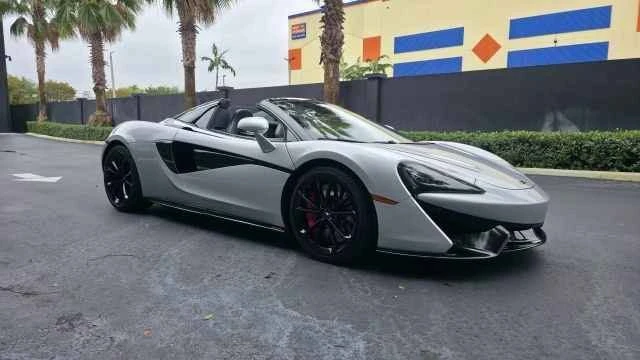 2020 McLaren 570S Spider - Image 10 of 12