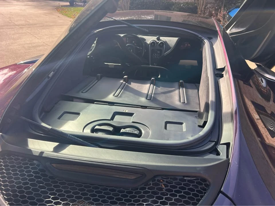 2020 McLaren 570GT - Image 8 of 20