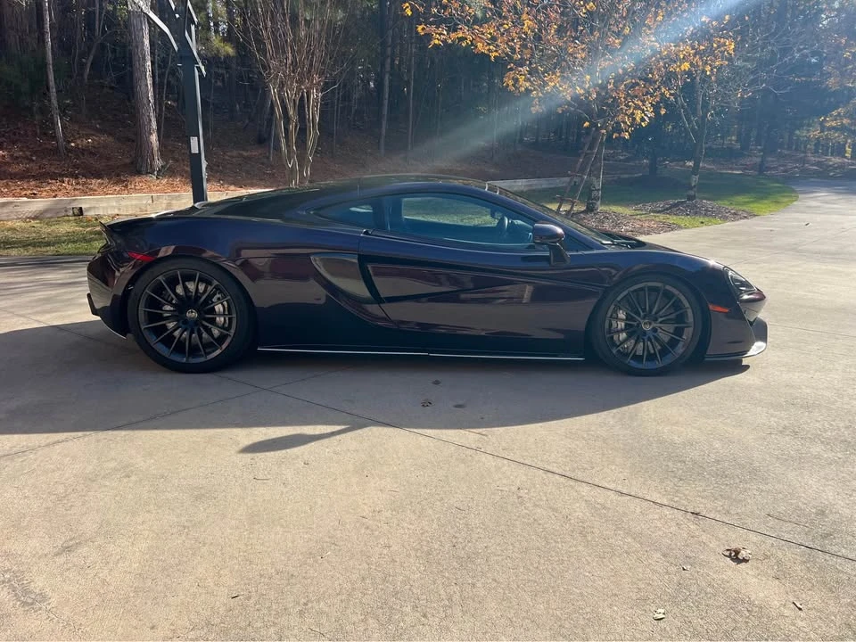 2020 McLaren 570GT - Image 6 of 20