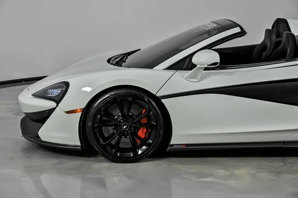 2020 McLaren 570S - Image 7 of 20