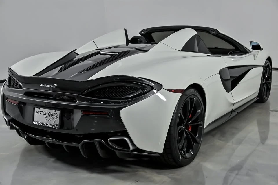 2020 McLaren 570S - Image 12 of 20