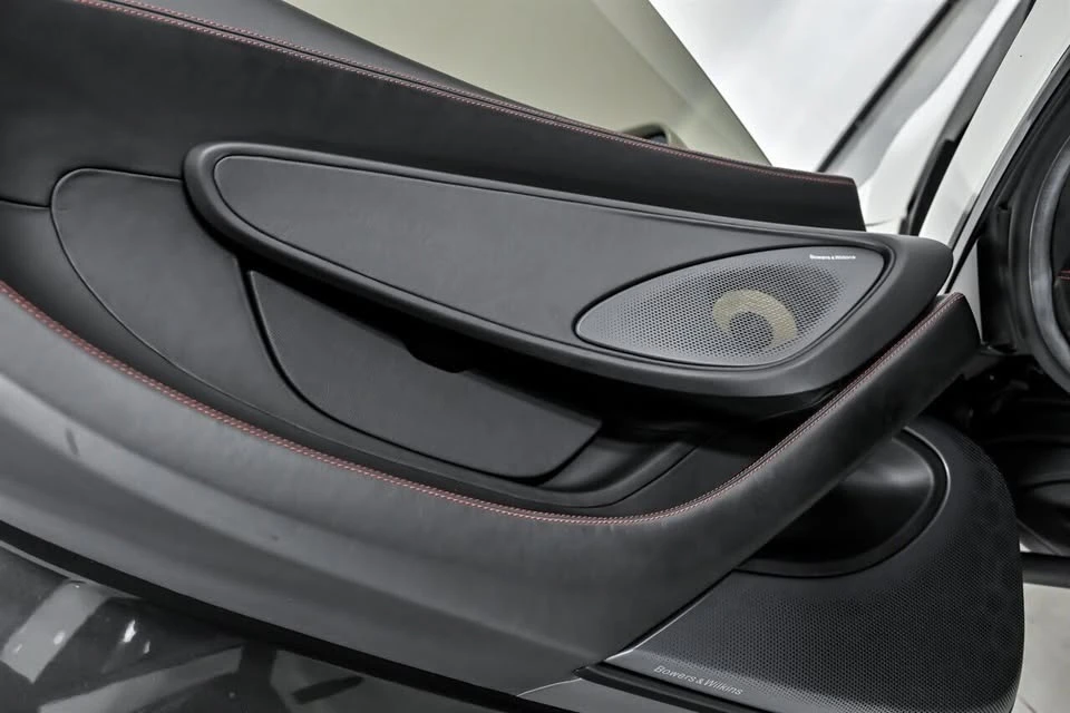 2020 McLaren 570S - Image 20 of 20