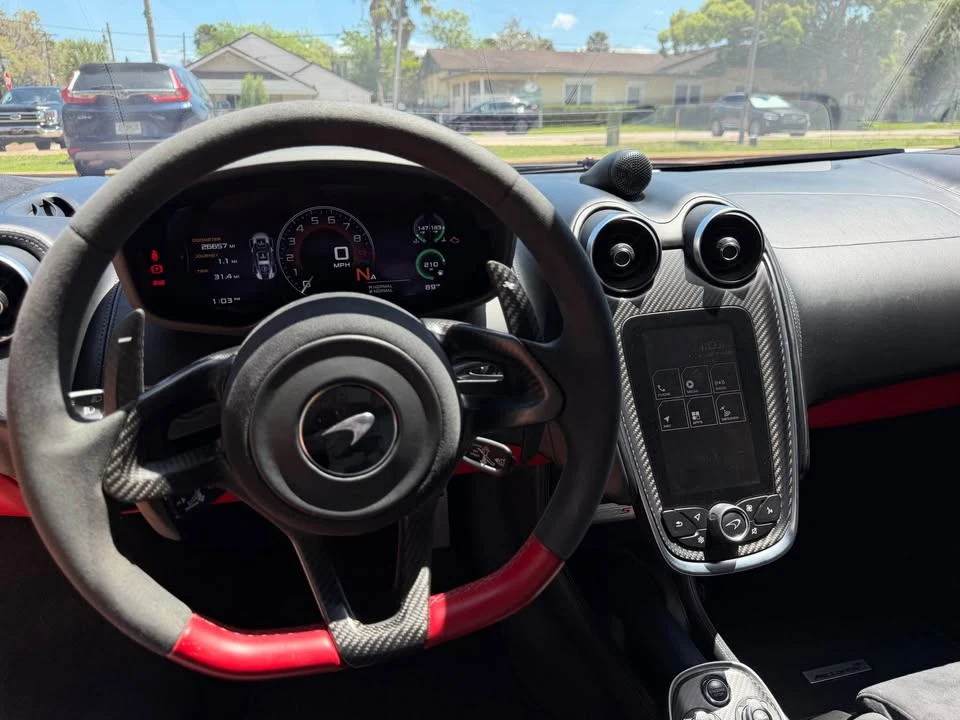 2020 McLaren 570S - Image 7 of 10