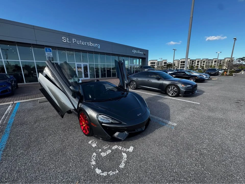 2020 McLaren 570S Spider - Image 8 of 11