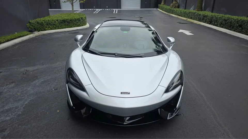 2020 McLaren 570S Spider - Image 5 of 16