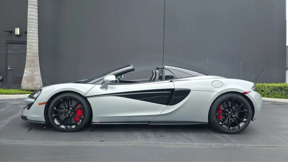 2020 McLaren 570S Spider - Image 3 of 16