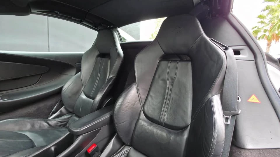 2020 McLaren 570S Spider - Image 15 of 16