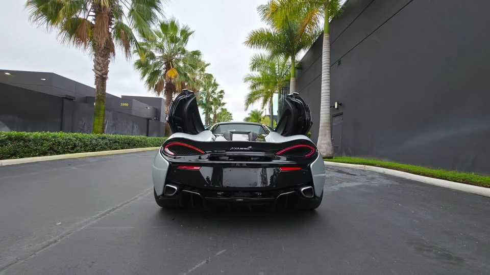 2020 McLaren 570S Spider - Image 16 of 16