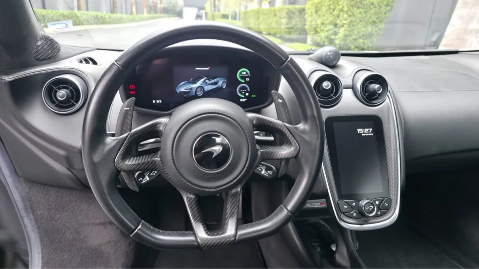 2020 McLaren 570S Spider - Image 13 of 16