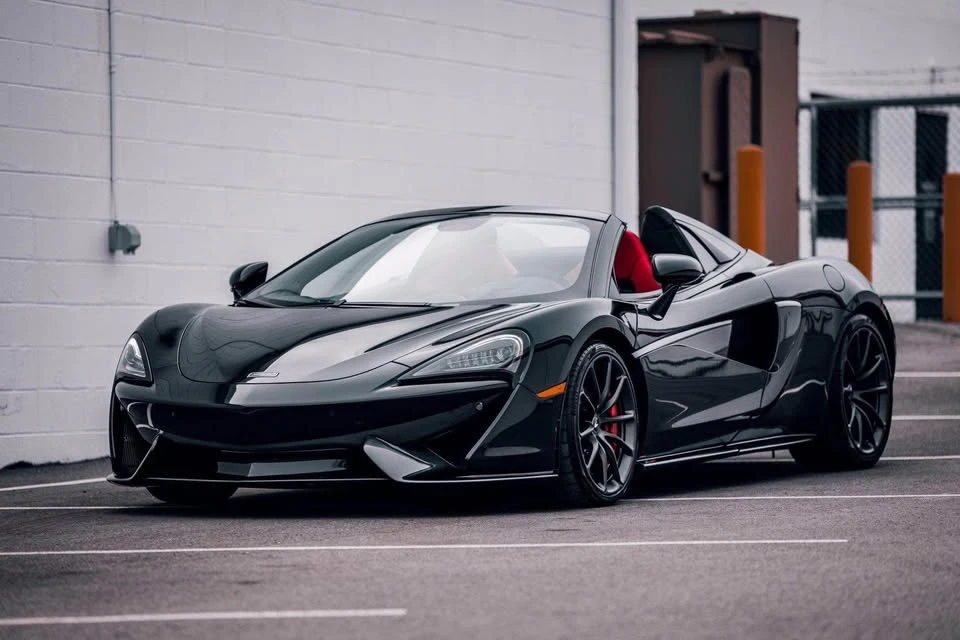 2020 McLaren 570S Spider - Image 2 of 5