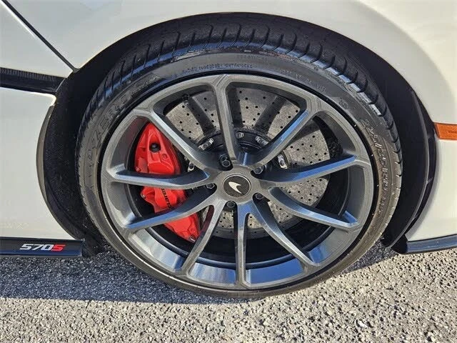 2020 McLaren 570S - Image 13 of 19
