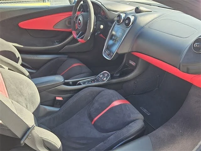 2020 McLaren 570S - Image 11 of 19