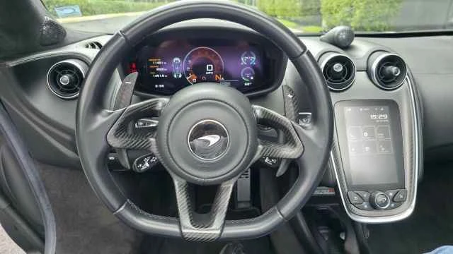 2020 McLaren 570S Spider - Image 7 of 12