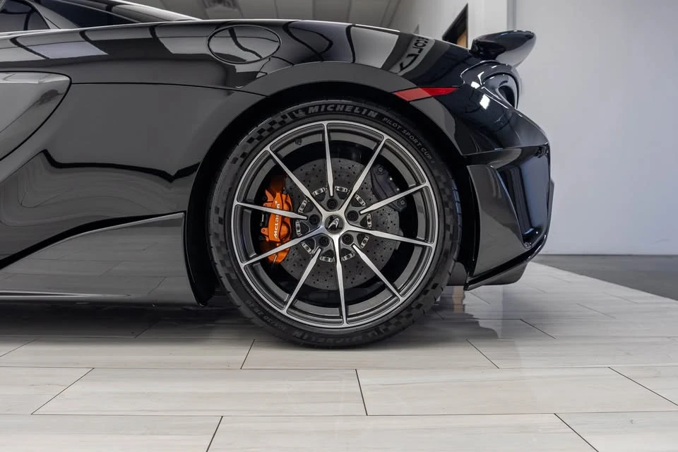2020 McLaren 600LT - Image 7 of 19