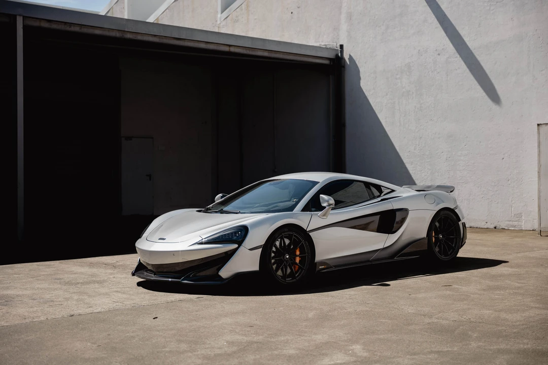 2019 McLaren 600LT - Image 17 of 31