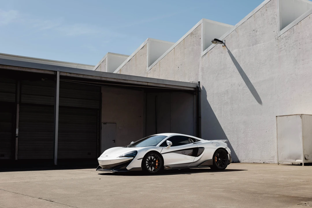 2019 McLaren 600LT - Image 19 of 31