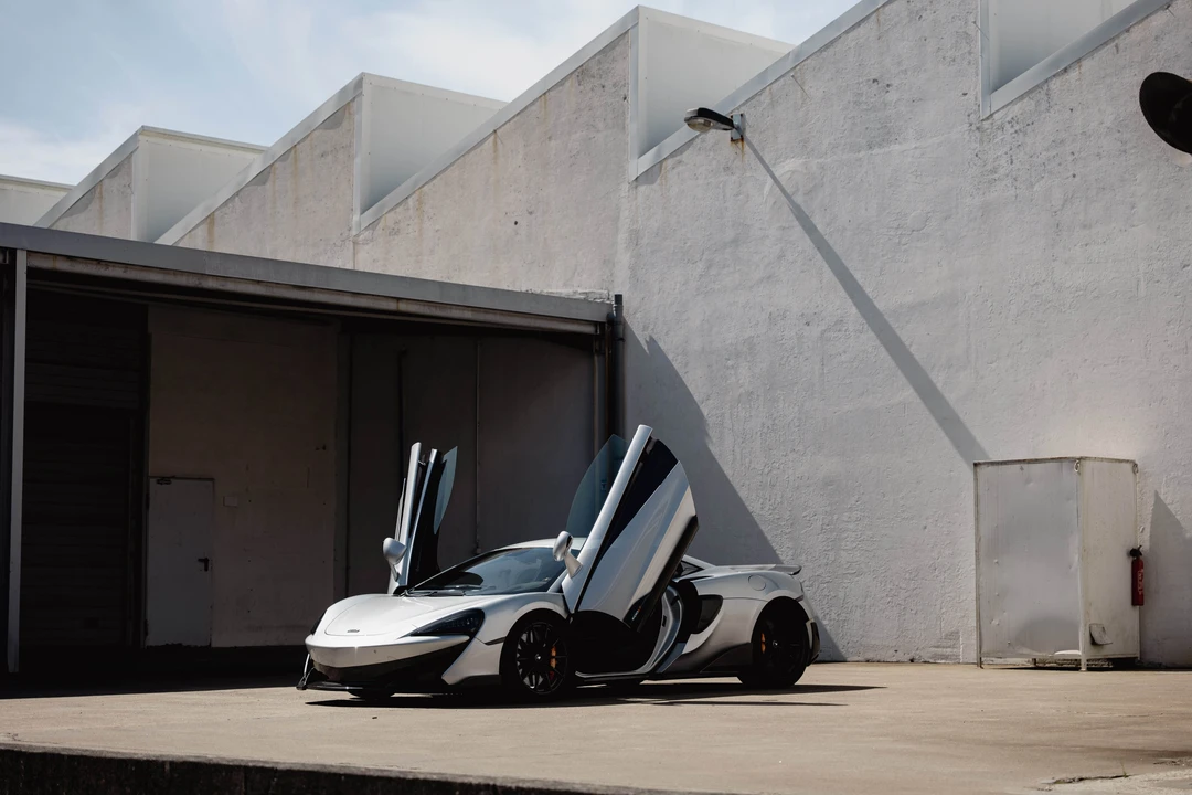 2019 McLaren 600LT - Image 26 of 31